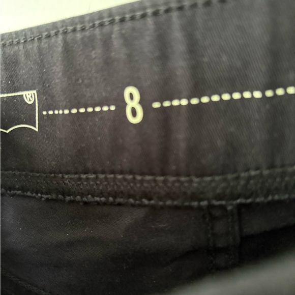 Levi's Black Pull-On Skinny Pants - Picture 4 of 5